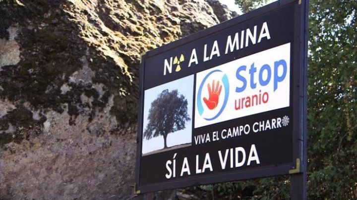 „No, al la mina, sí a la vida“ – Nein zur Mine, ja zum Leben so das Billboard der Gegnerbewegung (Bild: WWF)