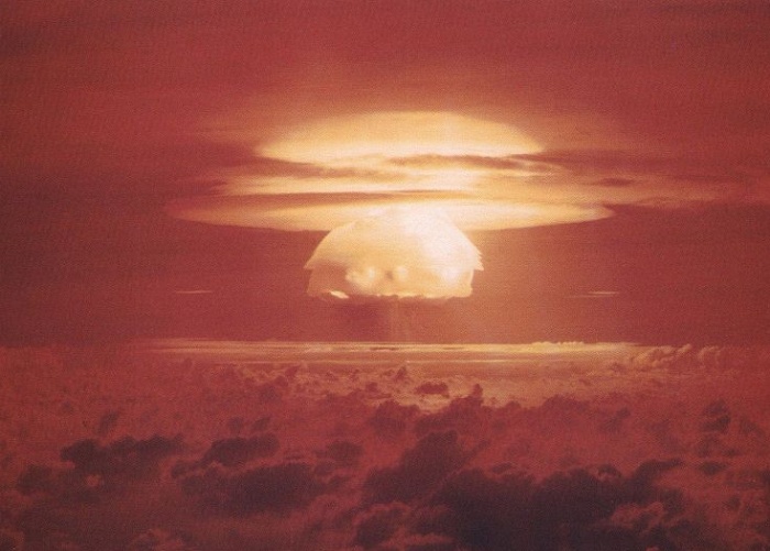 Castle Bravo, die stärkste je von den USA 1954 gezündete Atomwaffe, erreichte mit 15 Megatonnen mehr als das Doppelte der vorhergesagten Sprengkraft (Bild: US-Department of Energy